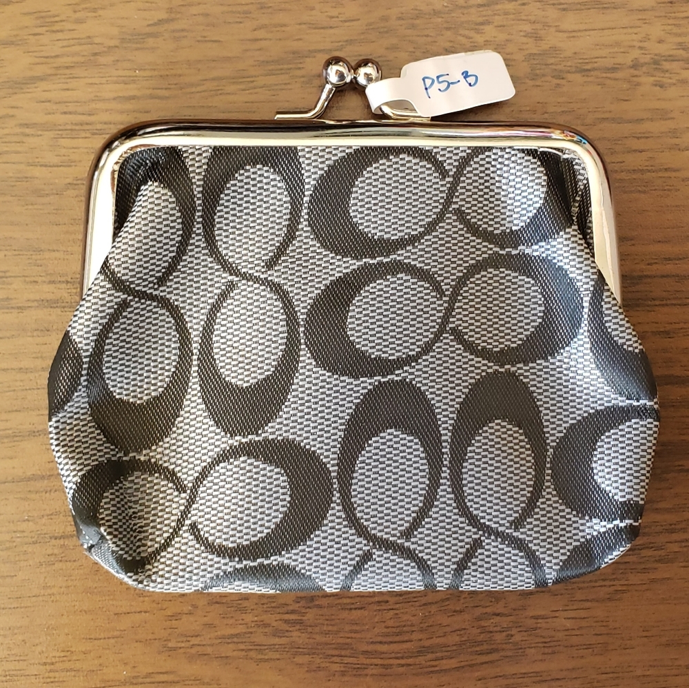 Gray Faux coach "c" clasp coin purse